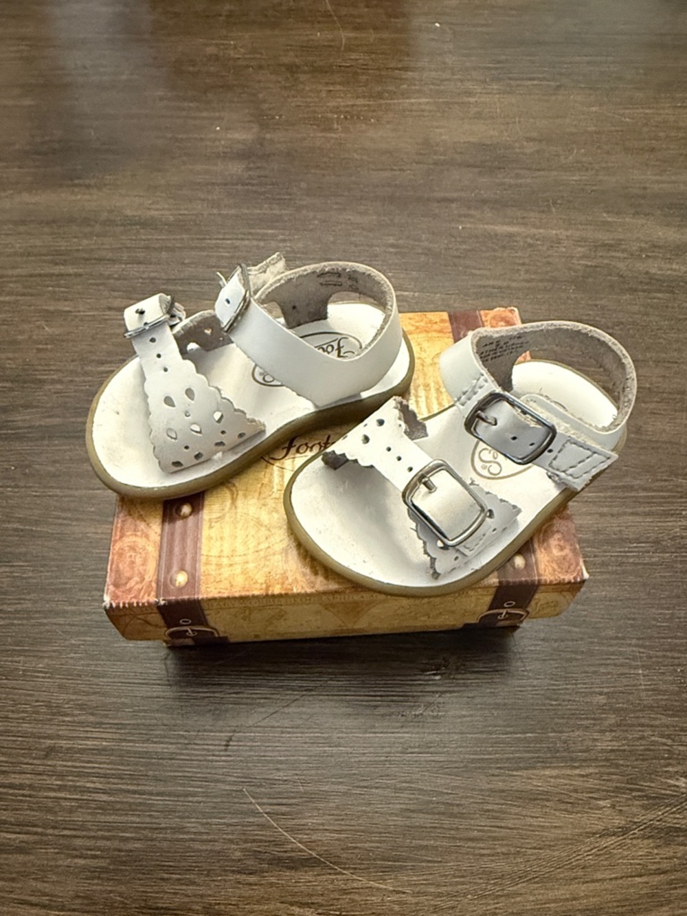 FootMates White Kids' Buckle Sandals